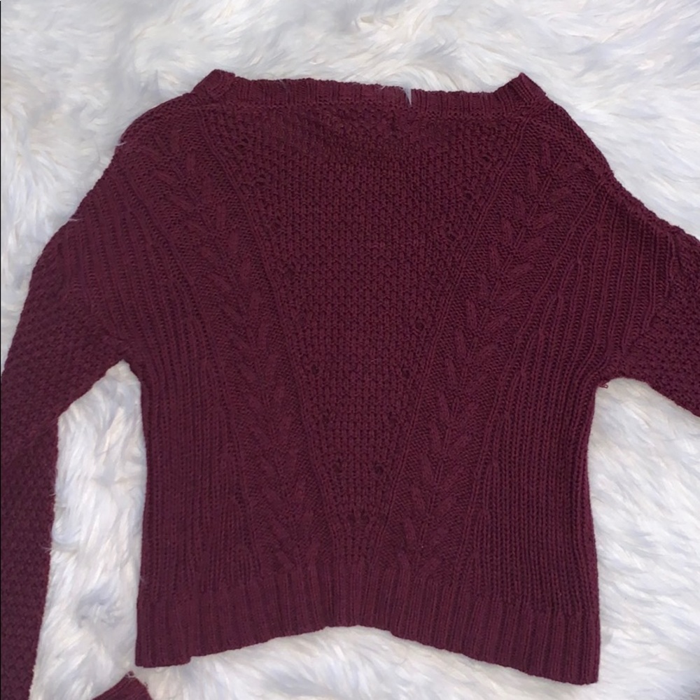 sweater - Picture 3 of 3